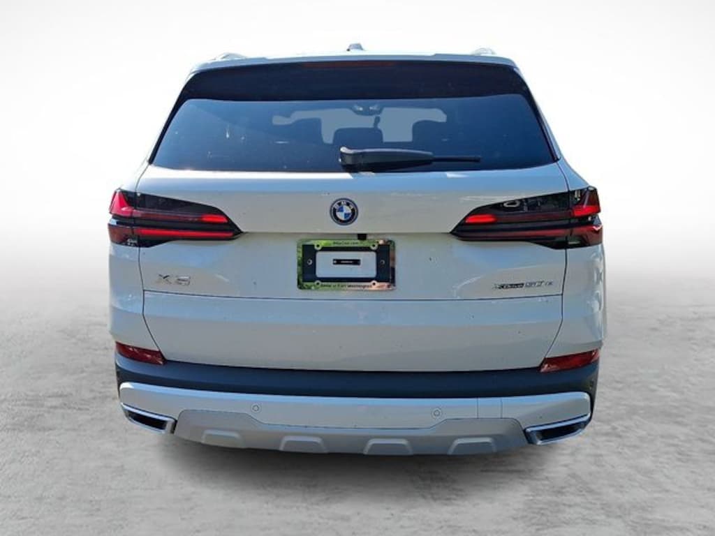 New 2026 BMW X5 PHEV xDrive50e SUV
