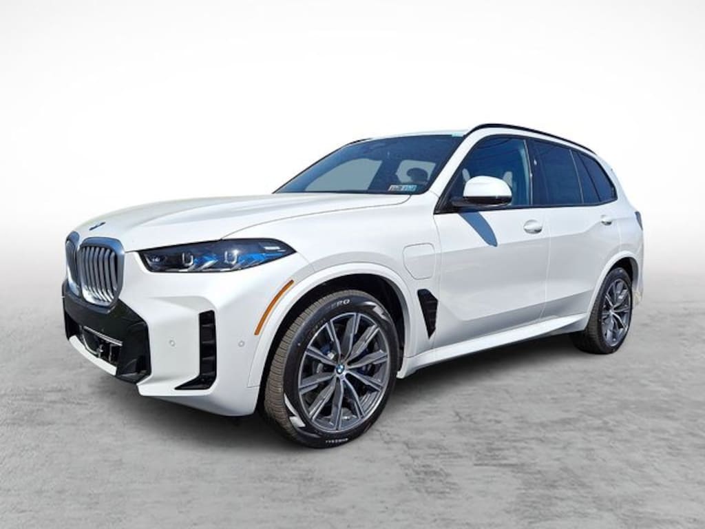 New 2026 BMW X5 PHEV xDrive50e SUV