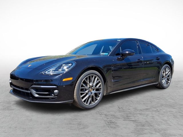 2023 Porsche Panamera 4S's photo