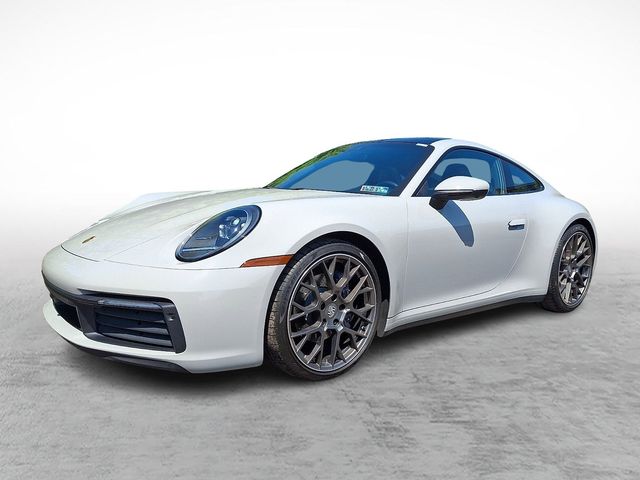 2021 Porsche 911 Carrera 4 Coupe's photo