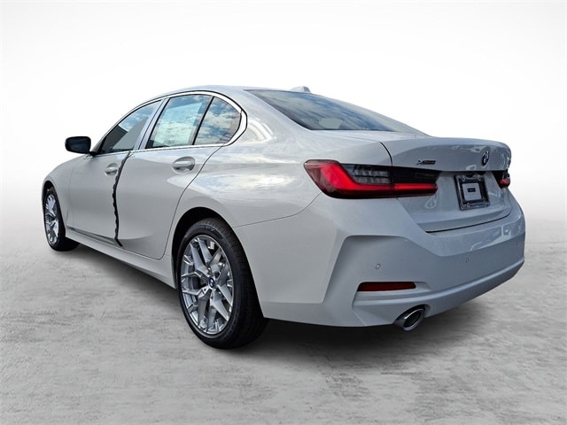 Used 2025 BMW 3 Series 330i with VIN 3MW89CW01S8F32834 for sale in Fort Washington, PA