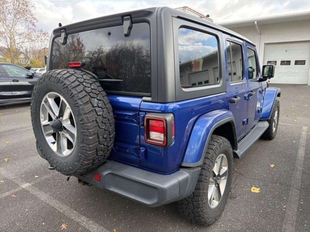 Used 2018 Jeep Wrangler Unlimited Sahara 4x4 SUV