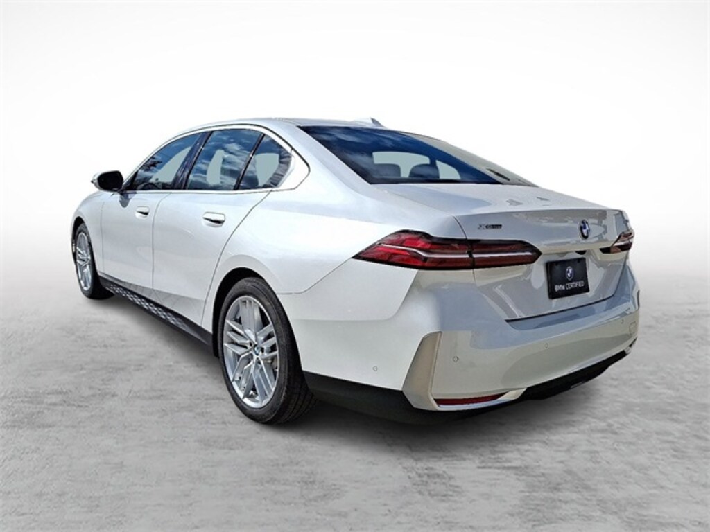 Used 2025 BMW 530i xDrive Sedan