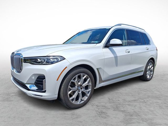 2021 BMW X7 xDrive40i's photo