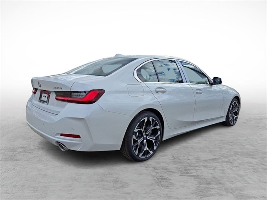 New 2025 BMW 330i xDrive Sedan