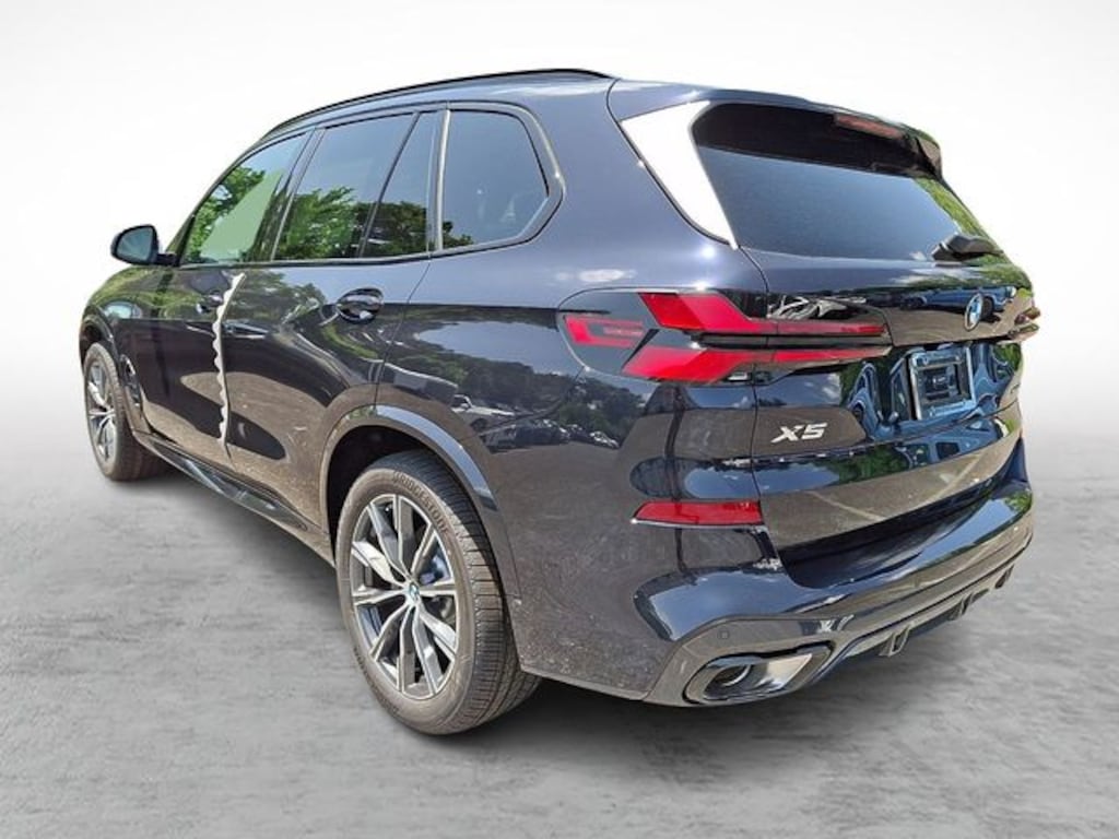 New 2026 BMW X5 xDrive40i SUV