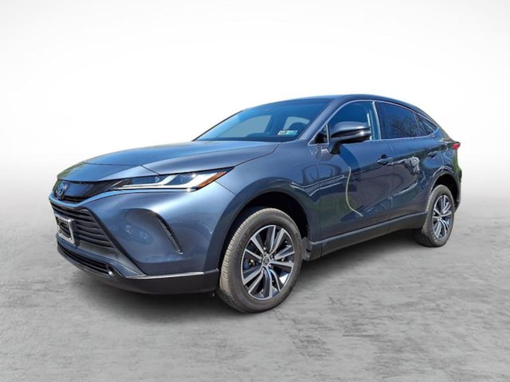 Used 2023 Toyota Venza LE SUV