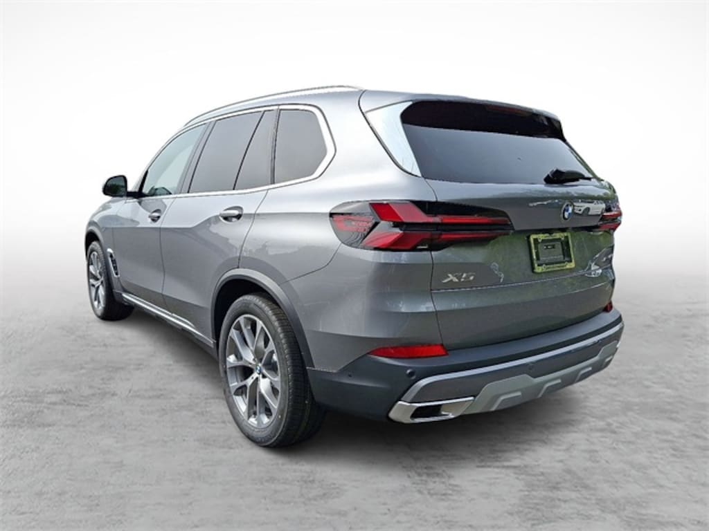 New 2026 BMW X5 xDrive40i SUV