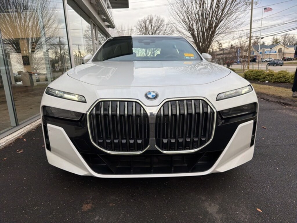 Used 2023 BMW 760i xDrive Sedan