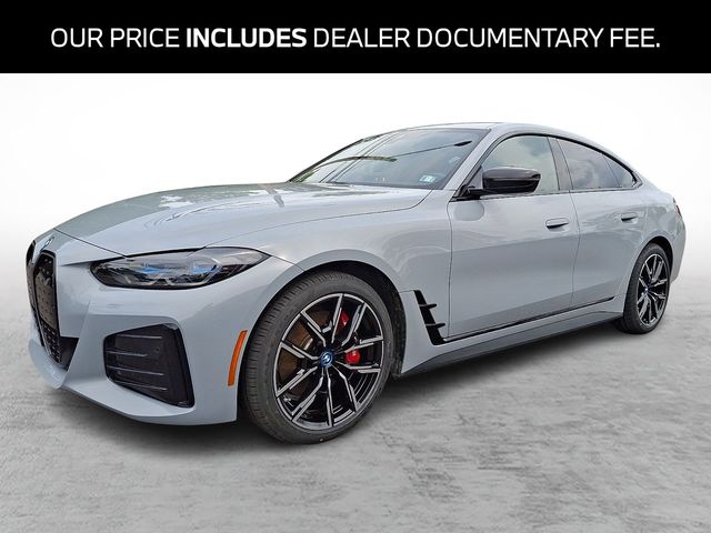 2024 BMW i4 xDrive40's photo