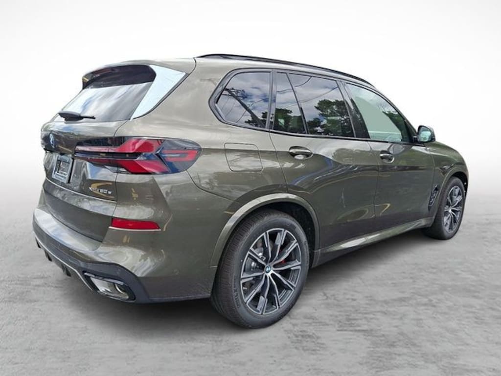 New 2026 BMW X5 PHEV xDrive50e SUV