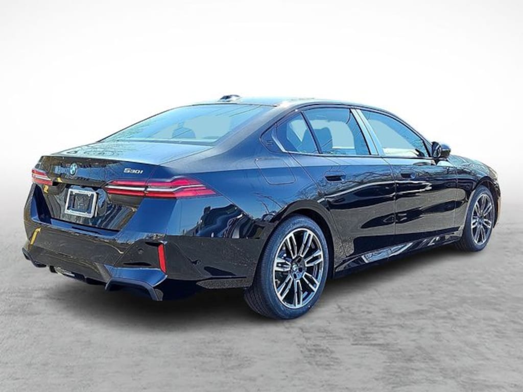 Used 2026 BMW 530i xDrive Sedan