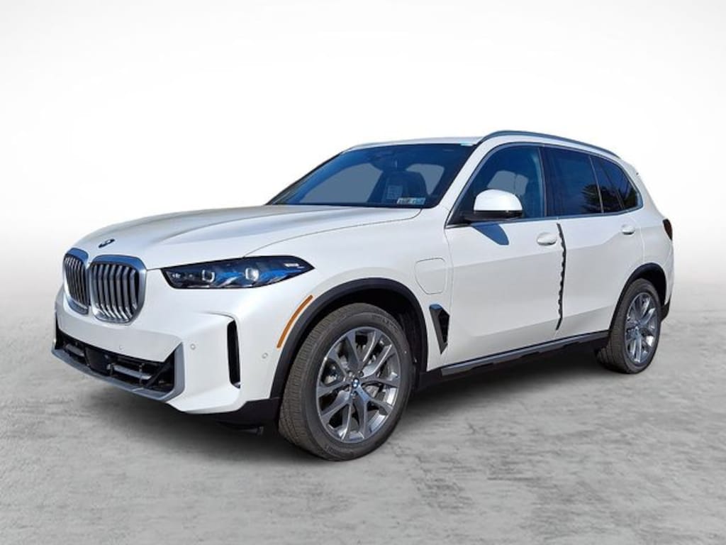 New 2026 BMW X5 PHEV xDrive50e SUV