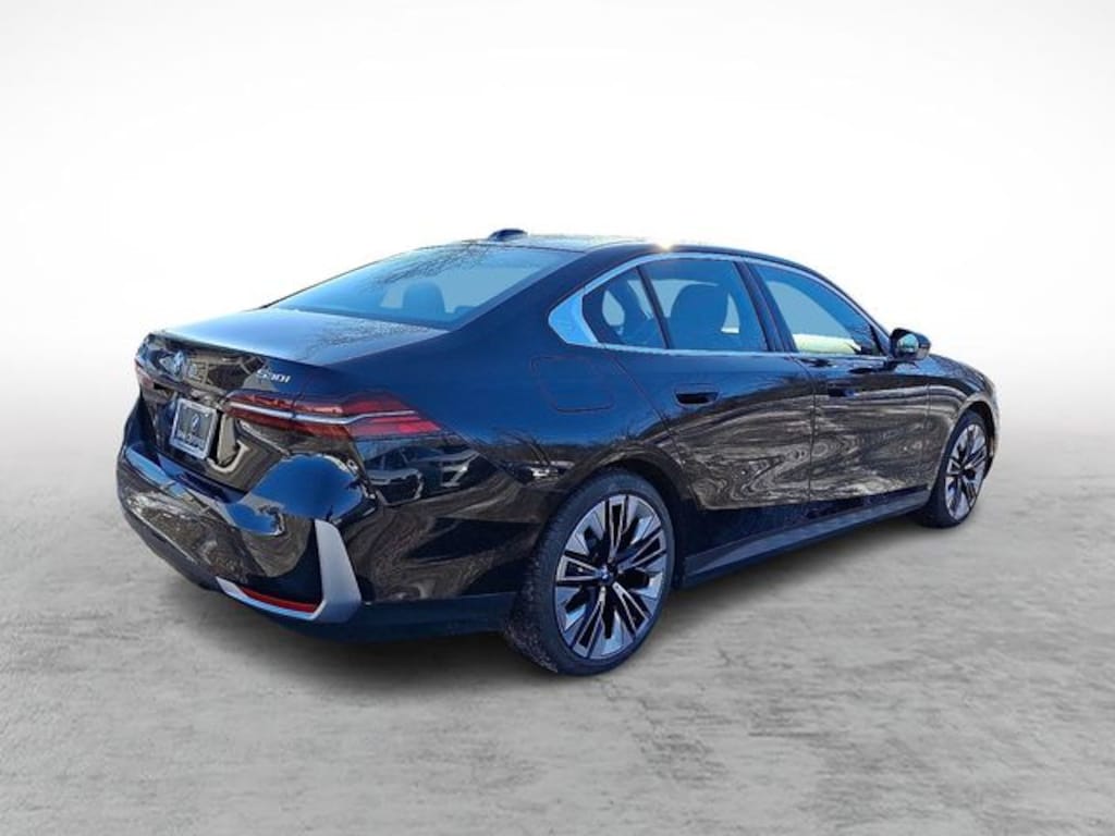 Used 2026 BMW 530i xDrive Sedan