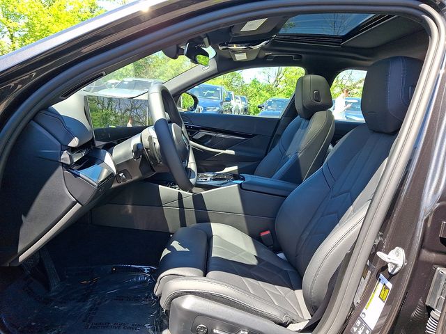 2026 BMW 5 Series 530i - Photo 14