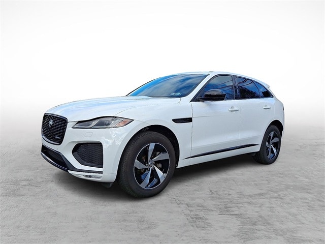 2024 Jaguar F-PACE R-Dynamic S's photo