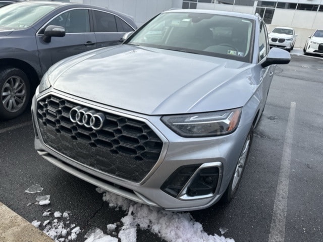 2022 Audi Q5 Premium's photo
