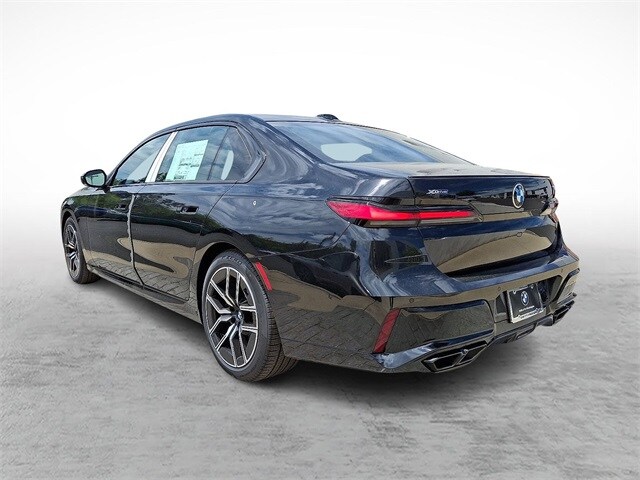 2025 Bmw 760i xDrive photo 2