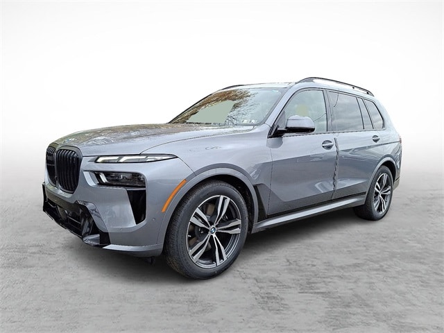 2026 BMW X7 40i's photo