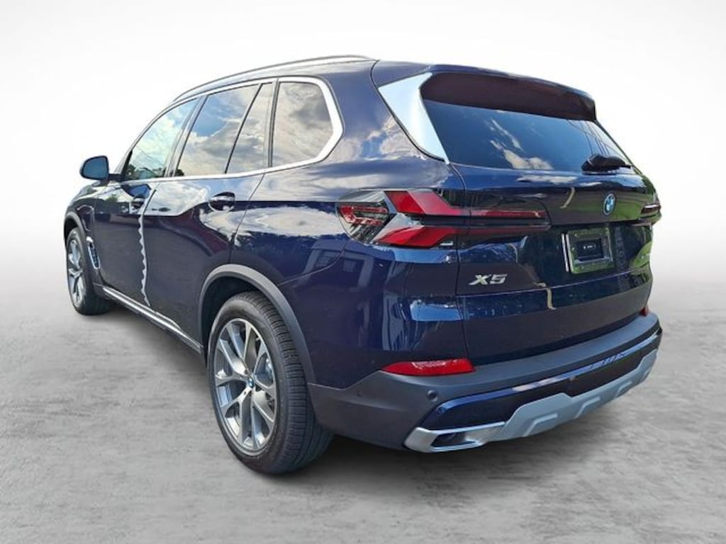 New 2026 BMW X5 PHEV xDrive50e SUV