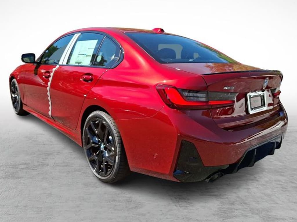 New 2026 BMW 330i xDrive Sedan