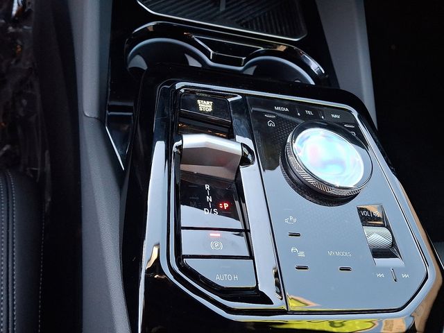 2026 BMW 5 Series 530i - Photo 15