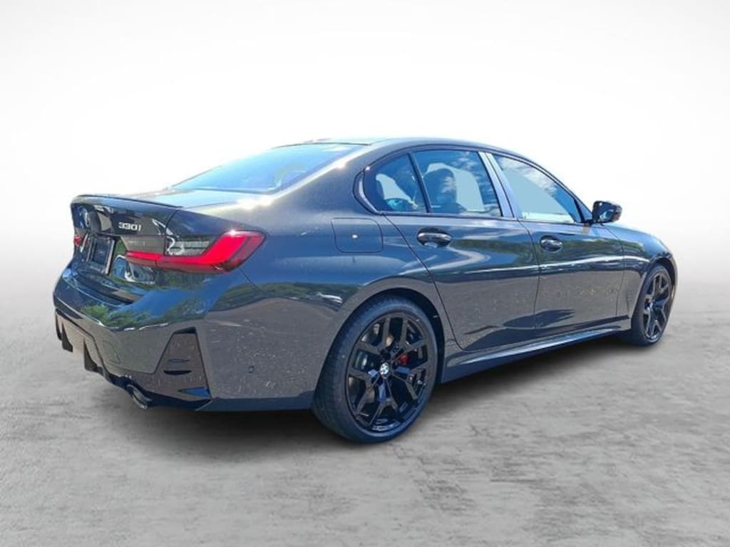 New 2026 BMW 330i xDrive Sedan
