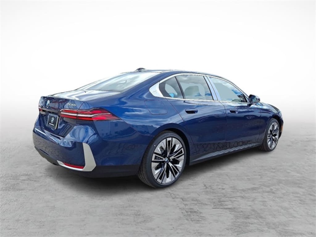 Used 2026 BMW 530i xDrive Sedan