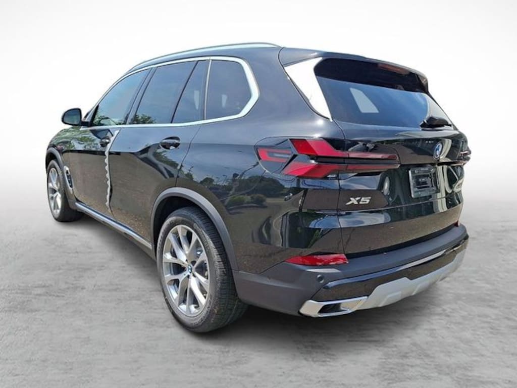 New 2026 BMW X5 PHEV xDrive50e SUV