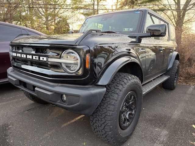 2022 Ford Bronco 4-Door Outer Banks's photo
