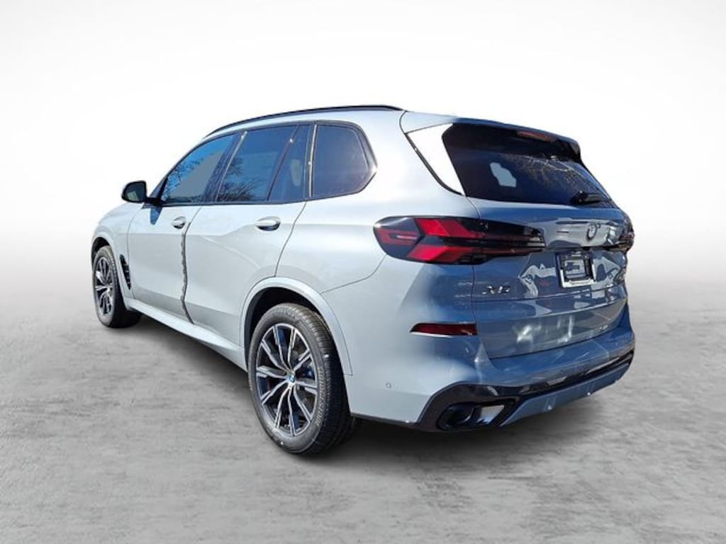 New 2026 BMW X5 xDrive40i SUV
