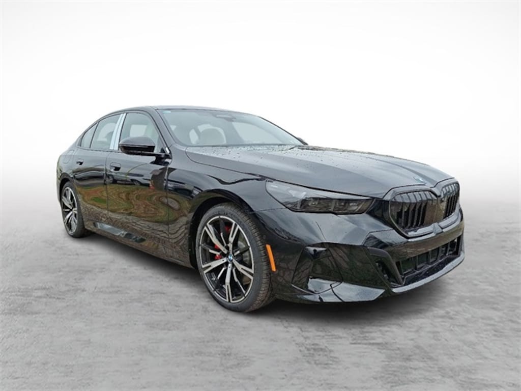 New 2026 BMW 550e xDrive Sedan