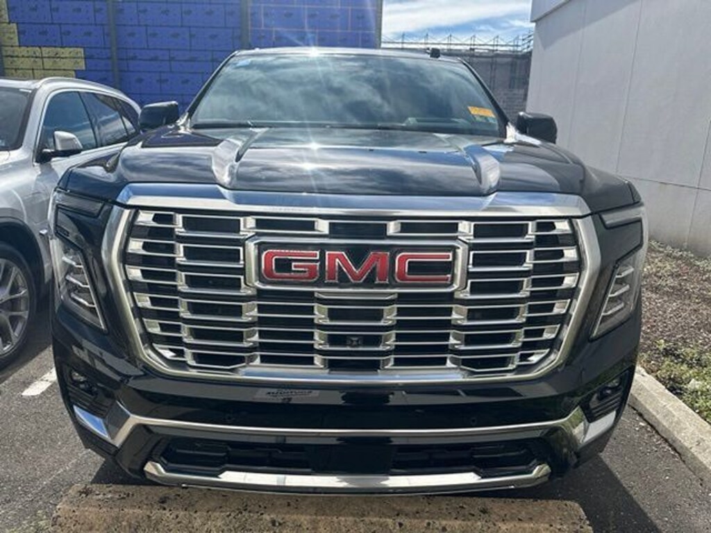 Used 2025 GMC Yukon Denali SUV