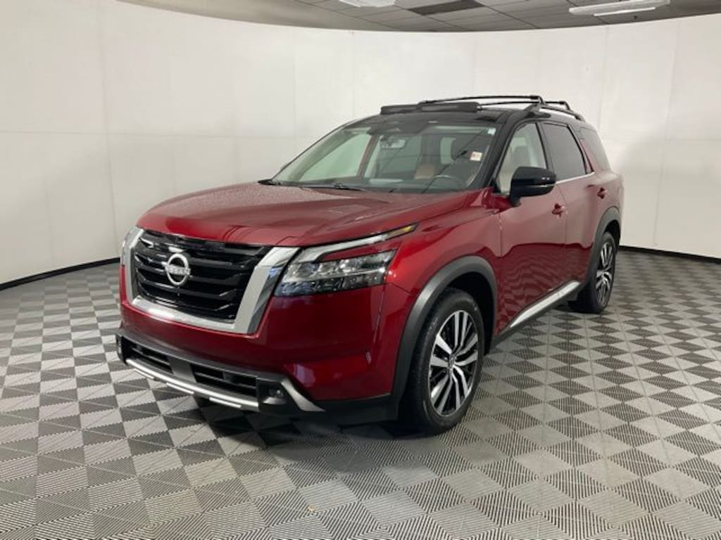 Used 2023 Nissan Pathfinder Platinum SUV