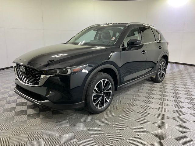 2023 Mazda CX-5 S Premium package