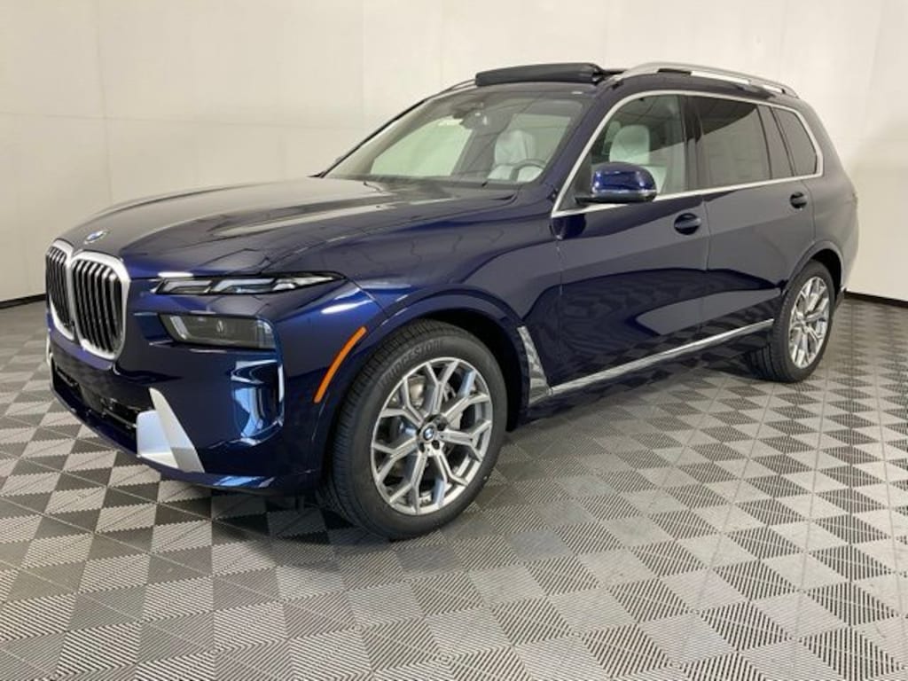 New 2026 BMW X7 xDrive40i SUV