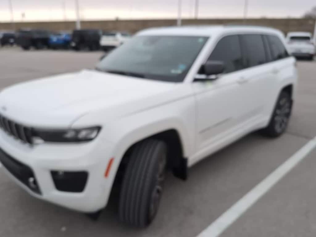 Used 2025 Jeep Grand Cherokee Overland SUV