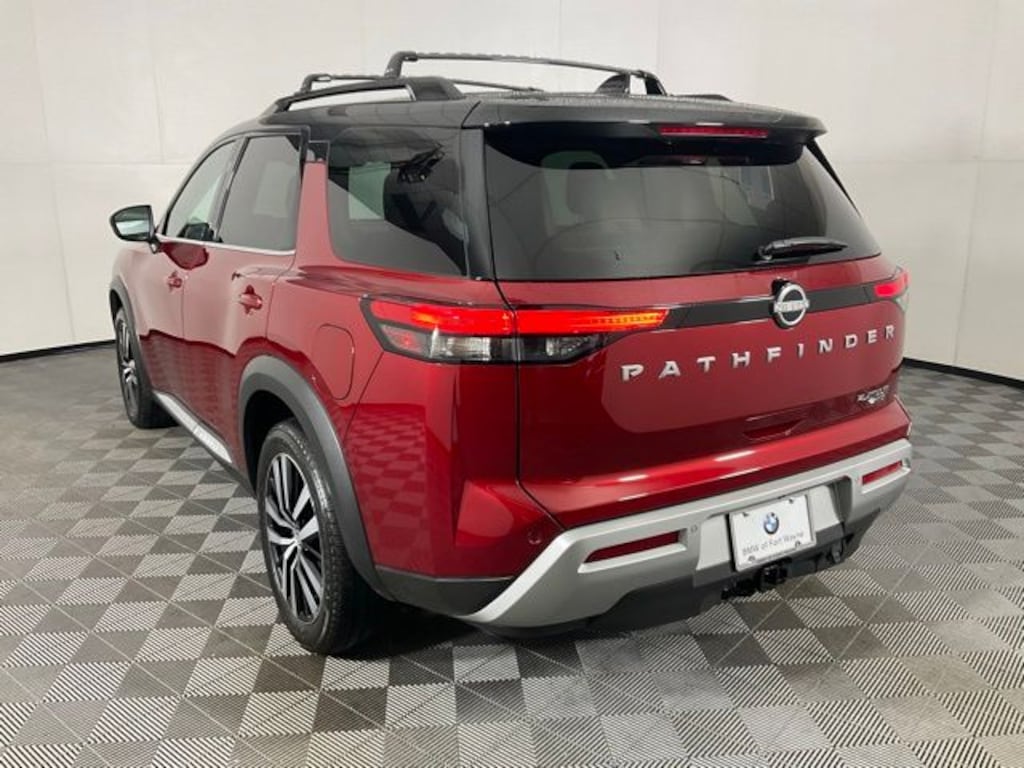 Used 2023 Nissan Pathfinder Platinum SUV