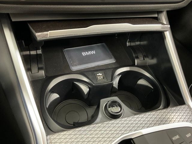 2025 BMW 3 Series 330i - Photo 22