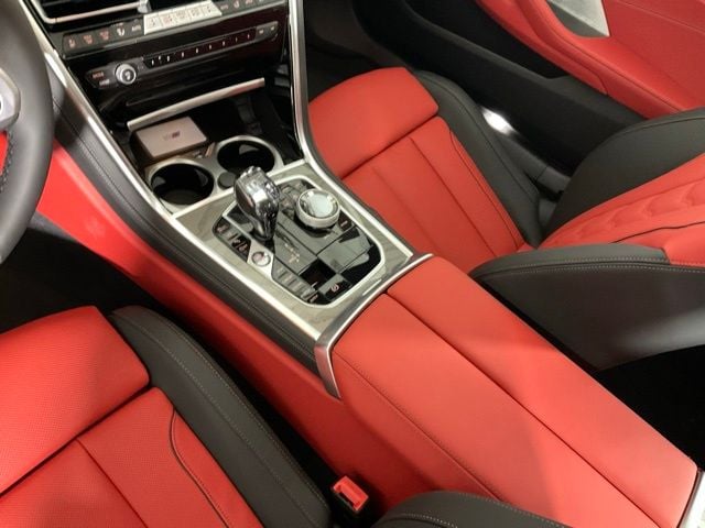 2026 BMW 8 Series 840i - Photo 22