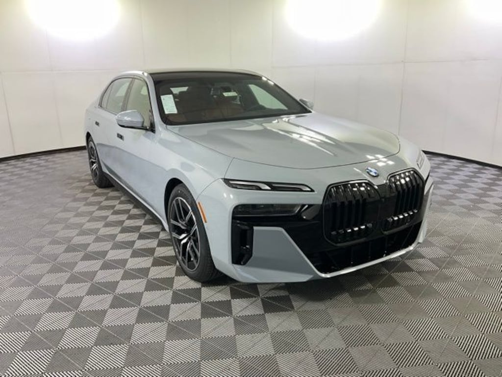 New 2026 BMW 760i xDrive Sedan