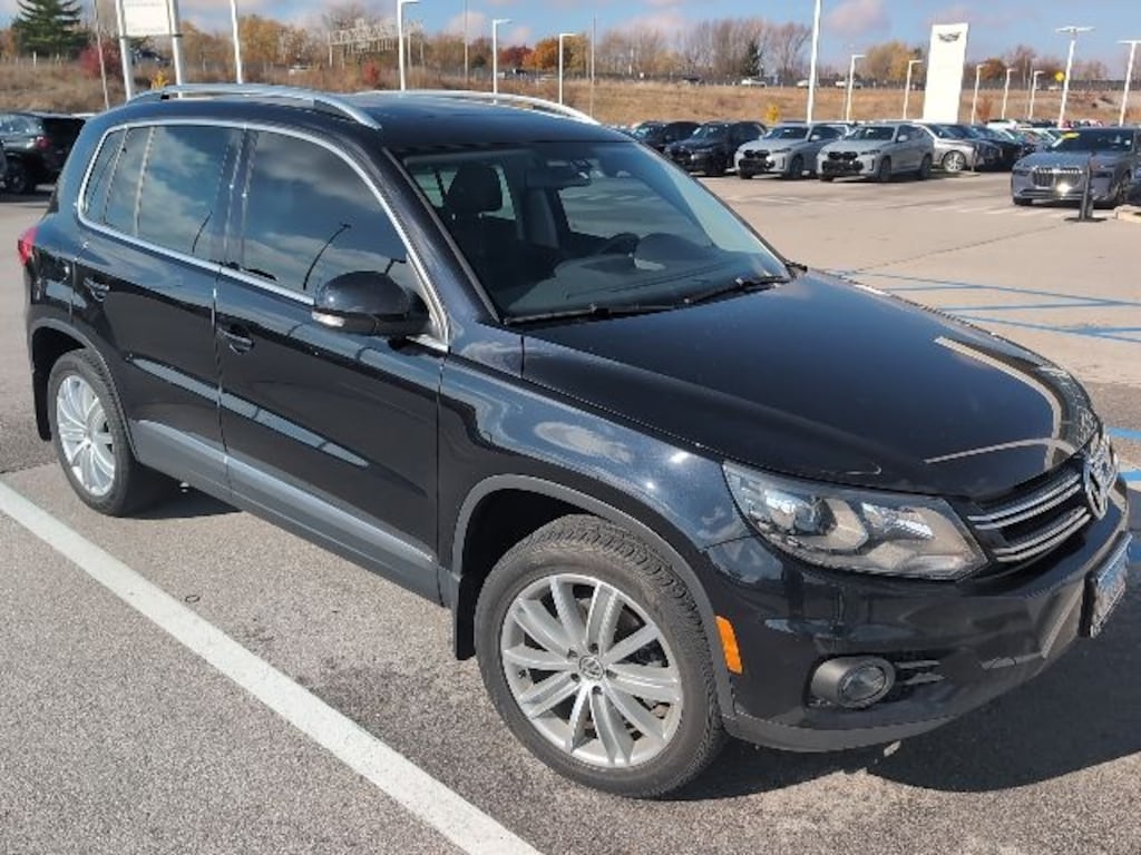 Used 2016 Volkswagen Tiguan 2.0T SE Automatic with 4MOTION SUV