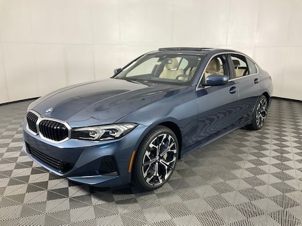 2025 BMW 330i xDrive Sedan