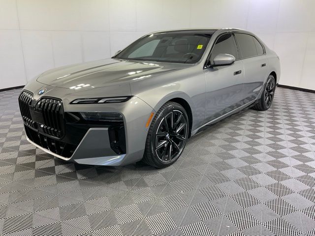 2023 BMW 7 Series 760i xDrive's photo