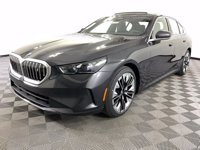 Used 2025 BMW i5 40 with VIN WBY13HG08SCU89179 for sale in Fort Wayne, IN