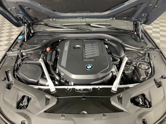 2026 BMW 8 Series 840i - Photo 40