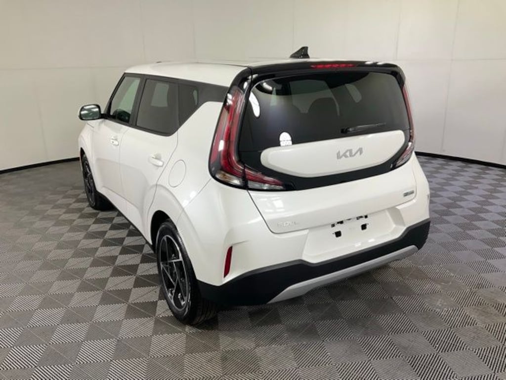 Used 2025 Kia Soul EX Hatchback