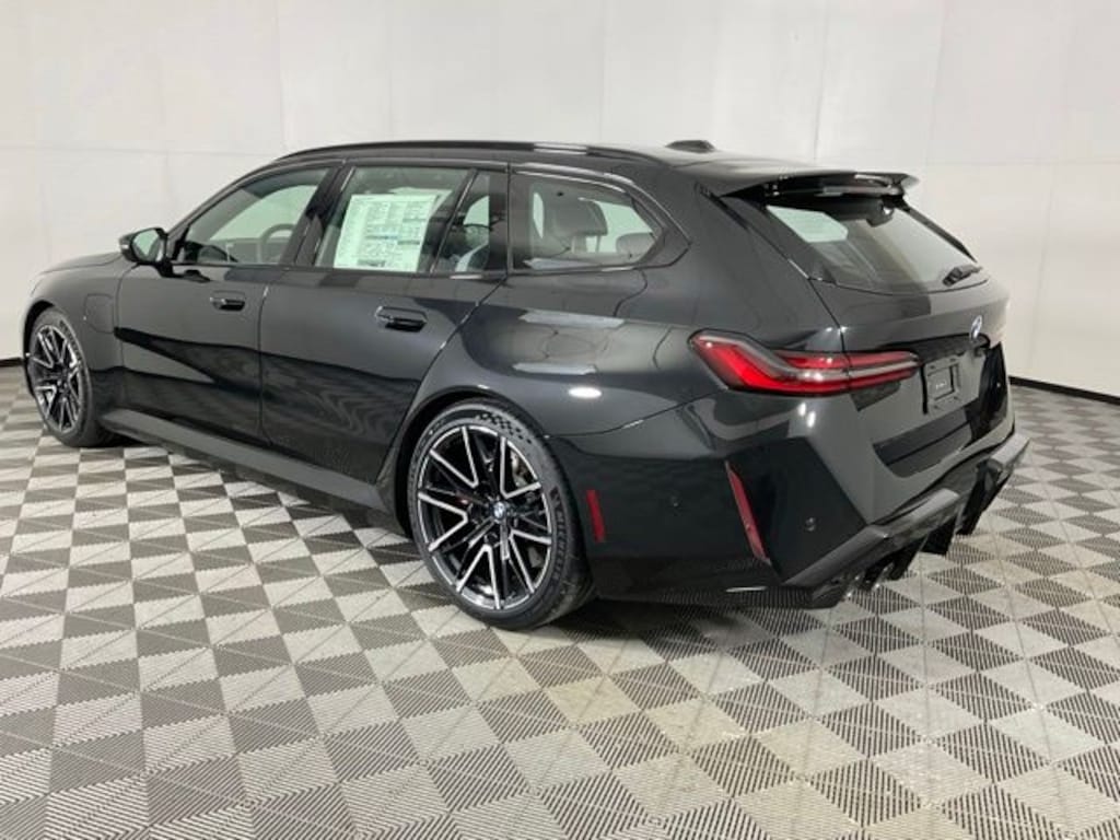 New 2027 BMW M5 Base Wagon