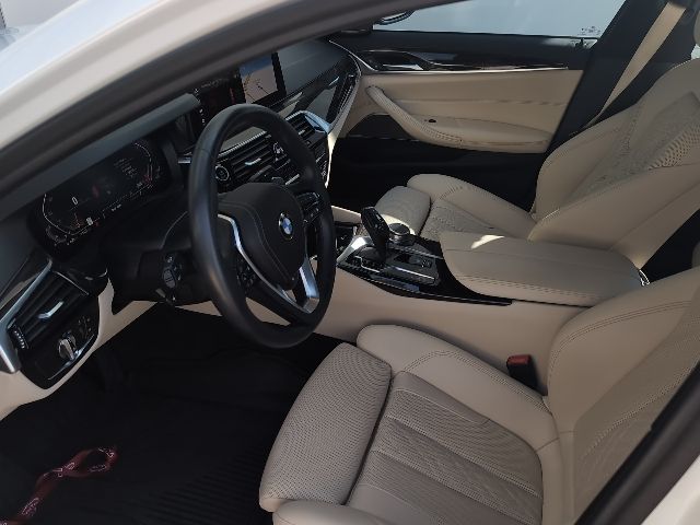 2022 Bmw 530i xDrive photo 3