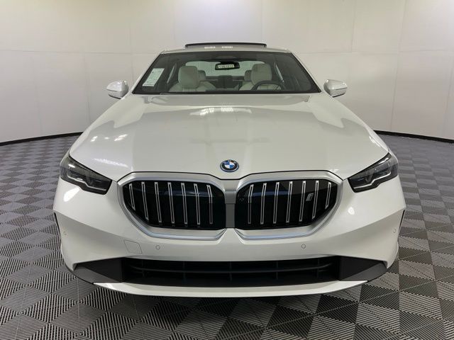 2025 Bmw i5 xDrive40 photo 2